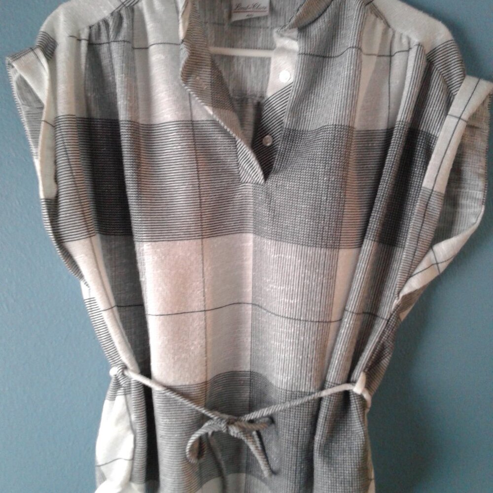 Linda Clare  Top